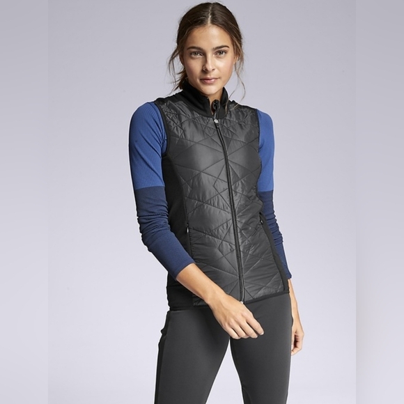 Athleta Lightweight Insulated Flurry PrimaLoft Vest Quilted Knit Puffer Size SM - Picture 1 of 8
